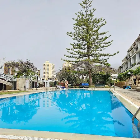 Apartment Holidays & Pool ,aircond , Americas Arona (Tenerife)