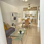 New Holidays & Pool, Aircond, Playa De Americas, Tenerife Apartmán